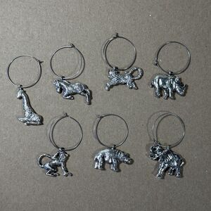 7 Arthur Court Wine Glass Identifier Marker Charms Wildlife Animals